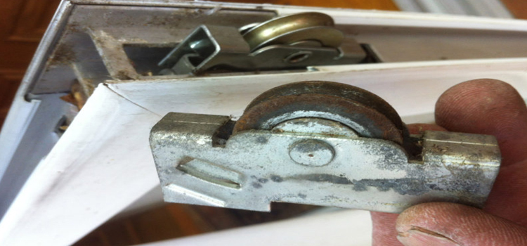 screen door roller repair in Winter Park